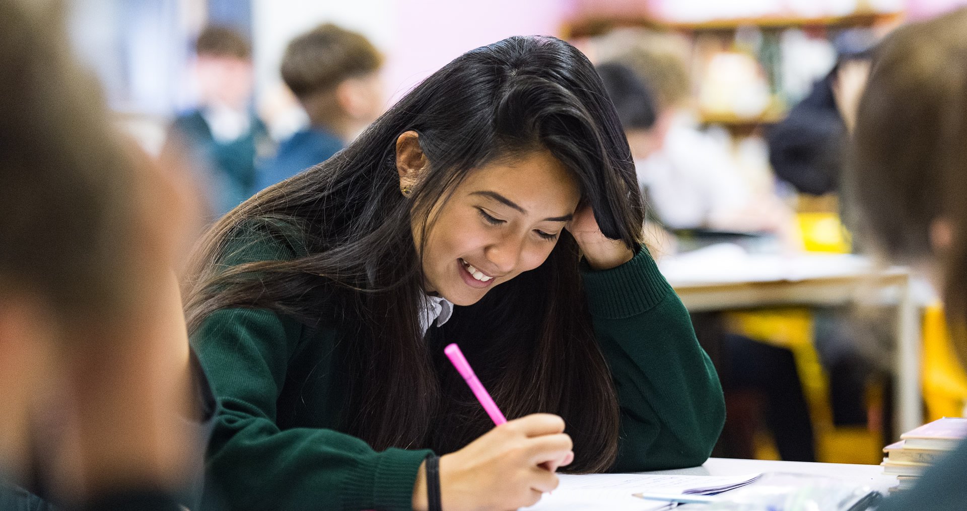 Deskgirl | The Castle School